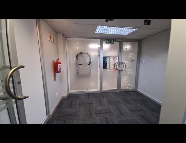 BUSINESS PROPERTY TO RENT IN MENLYN